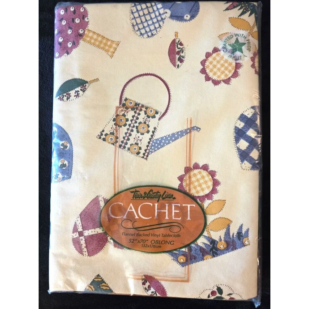 Vintage Town & Country Linen Flannel Backed Vinyl Tablecloth Calico Hearts